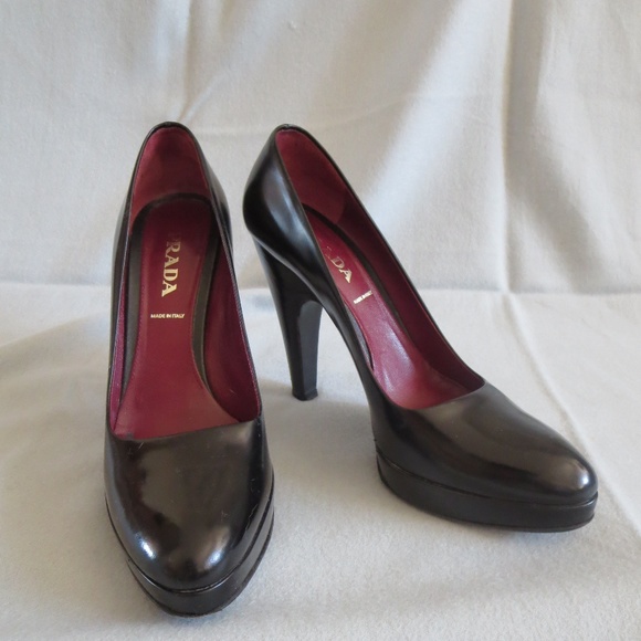 Prada Shoes - Prada High-Gloss Leather Platform Pumps SZ 38.5